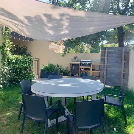 Villa Charmante Familiale Avec Piscine *