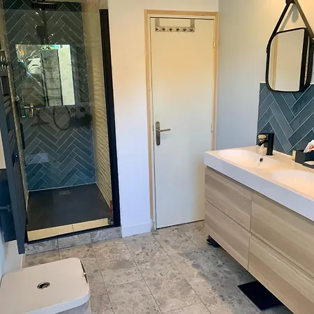 Charmante Familiale Avec Piscine * Frejus